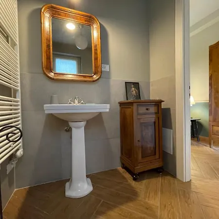 La Corte Nascosta 3*