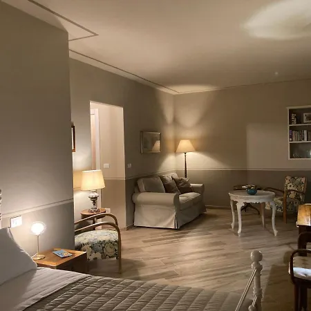 La Corte Nascosta Maison d'hôtes 3*