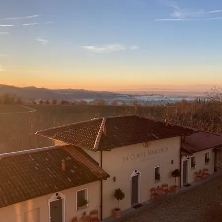 La Corte Nascosta بيت ضيافة 3*