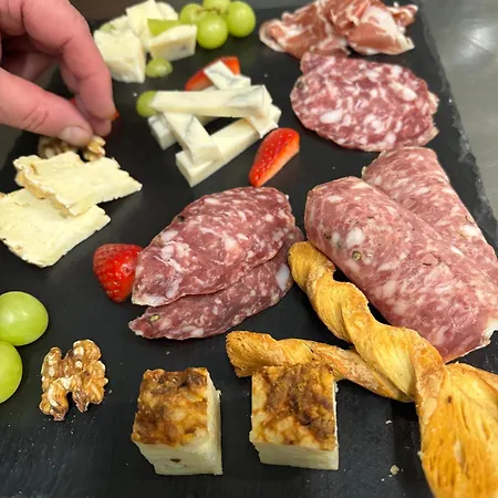 La Corte Nascosta Maison d'hôtes 3*