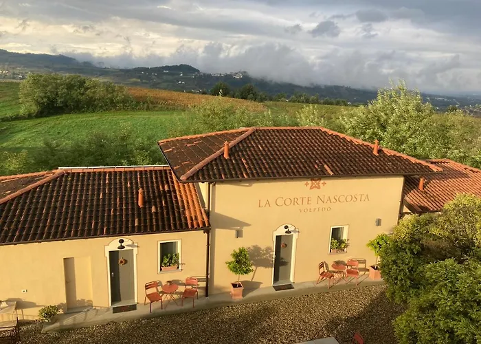 La Corte Nascosta Gasthof Volpedo
